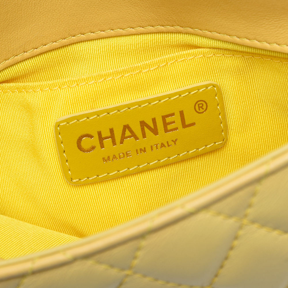 Pre-Loved Chanel CC Quilted Lambskin Side Packs Flap - Picture 5 of 7